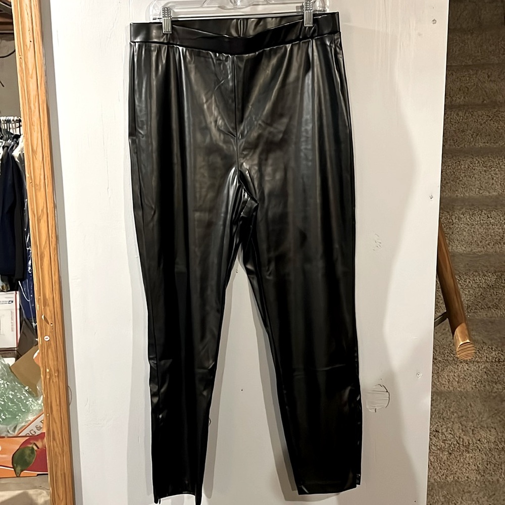 NWT ‘H by Halston’‎ faux leather pants